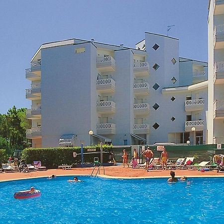 Residenza Rubin Lägenhet Lignano Sabbiadoro Exteriör bild
